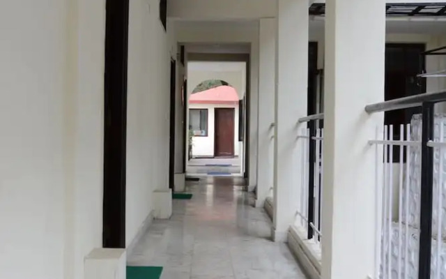 OYO 12853 The Kings Kalandi Resort