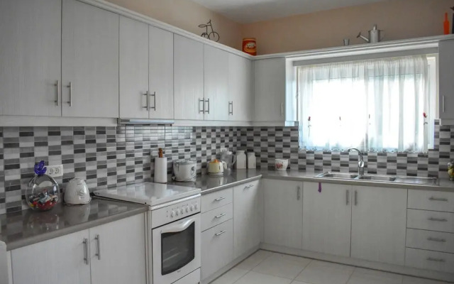 Olive Grove Private Residence