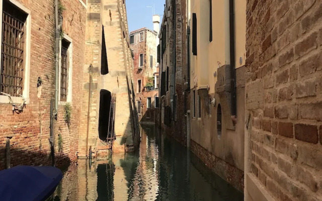 Venice Boutique House