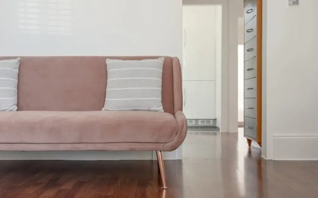 Stylish Flat in Great Location