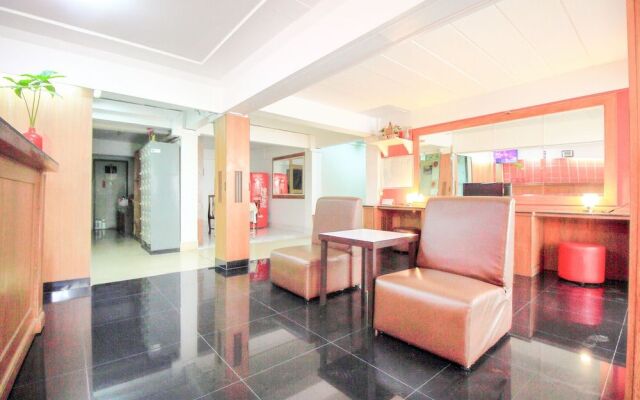 Top Inn by OYO Rooms