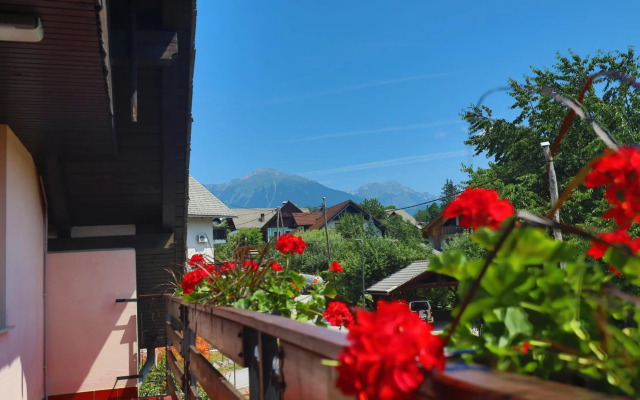 Sava river house - apartments