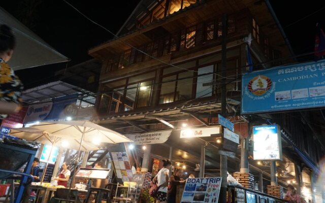 White Rose Guesthouse