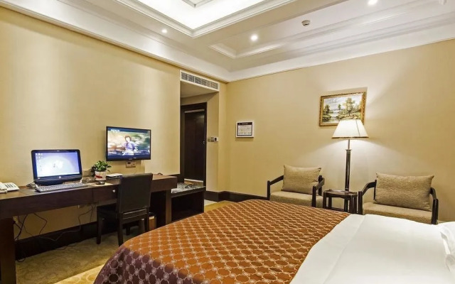 Mianyang Jinshang Century Hotel (Jiuzhou Sports Complex Science and Technology City Exhibition Center)