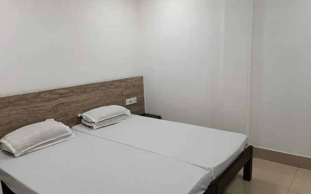 Kusum Hotel And Restaurant