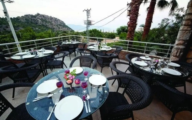 Kumlubük Otel
