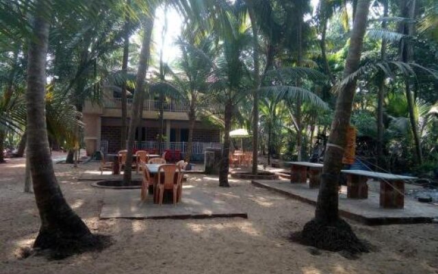 Aapp's Coconut Garden Beach Resort
