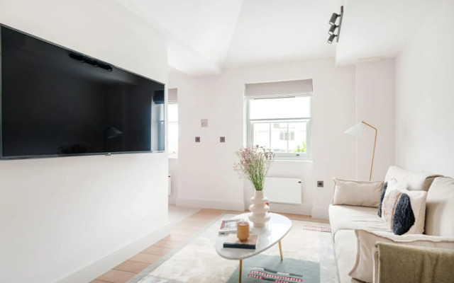 Notting Hill Gate Residence VI