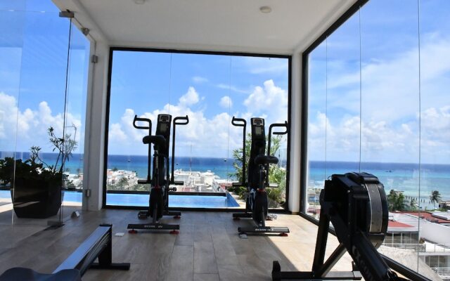 Luxury Apartment on 5th Av -One Paralia