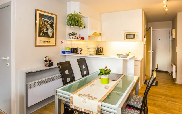 Cozy Stay Near the Coast