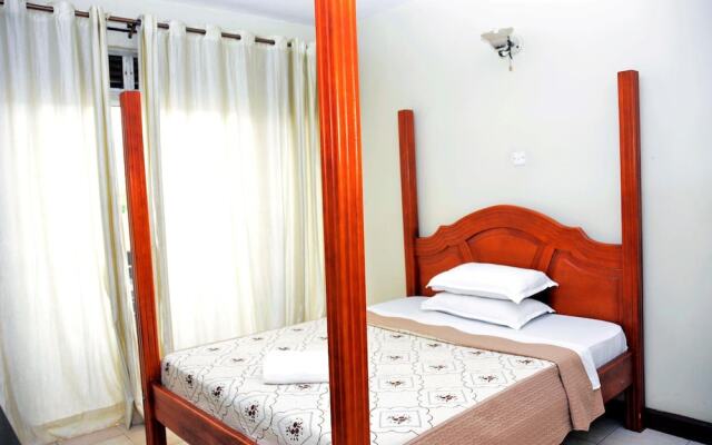 Shumuk Hotel and Apartments