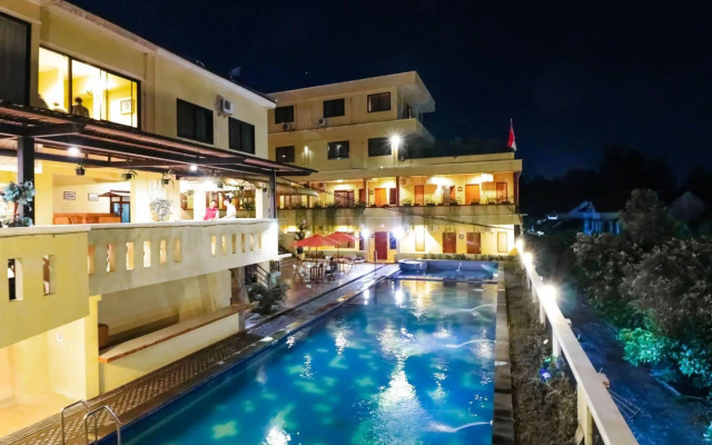 Front One Resort Yogyakarta