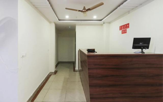 OYO Flagship 16390 Chukkapalli Chambers