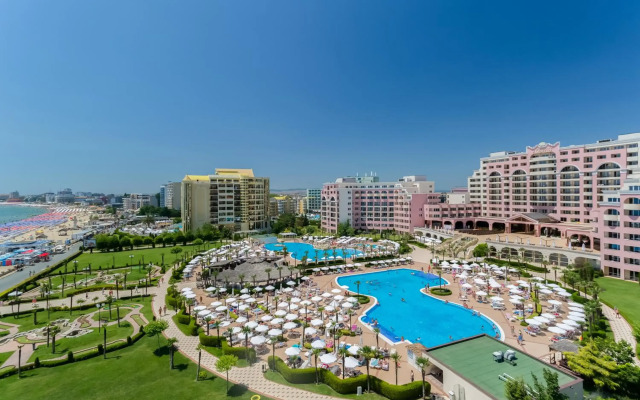 DIT Majestic Beach Resort
