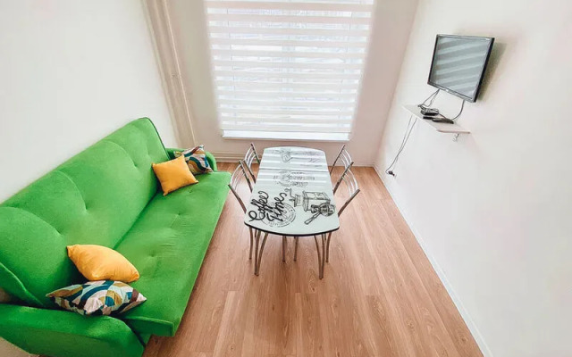 Апартаменты СанниДейс на ул. Лётчика Ларюшина, д. 20