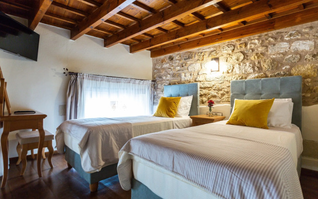 Phaedra Suites