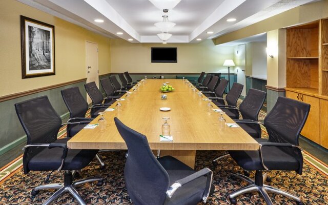 Holiday Inn Allentown-I-78 (Lehigh Valley)