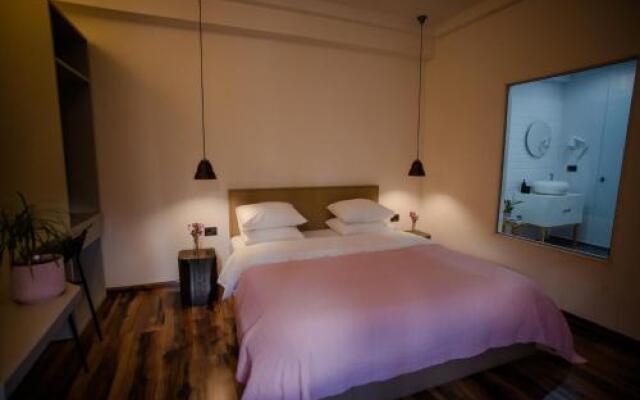 7Seven Hotel