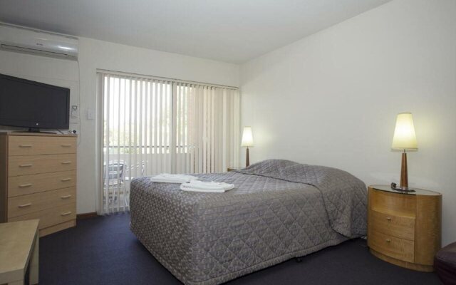 Burswood Lodge Apartments