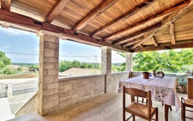 LANA house with apartment