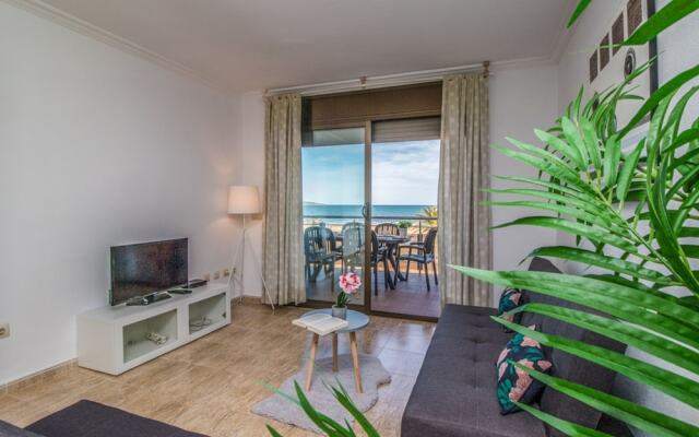 Luxurious Apartment in Empuriabrava With Sea View