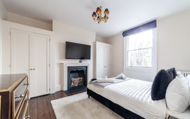 The New Cross Premier Room