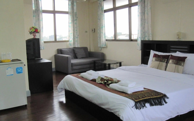 Nuncharoen Guesthouse