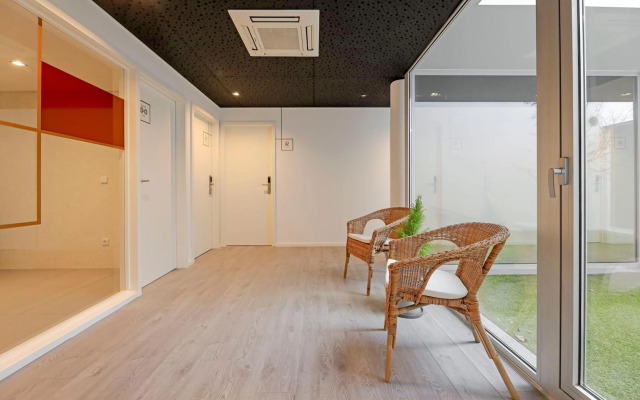 Uporto House Residence