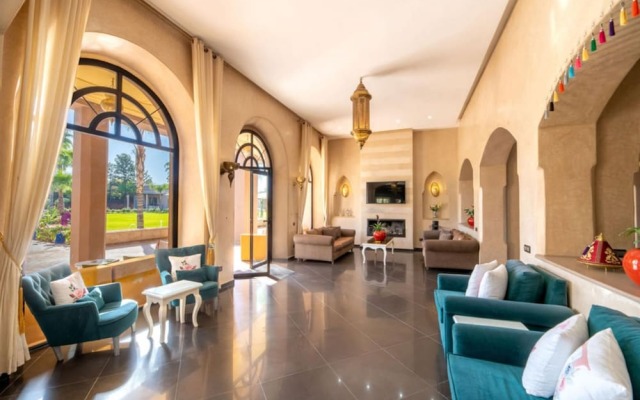 Charming 14-bed Villa in Marrakech