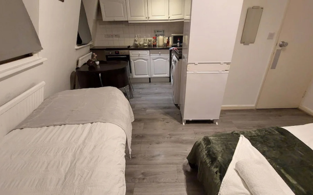 2-bed Apartment Sleeps 7 With Wi-fi