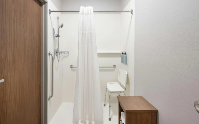 Courtyard by Marriott Traverse City