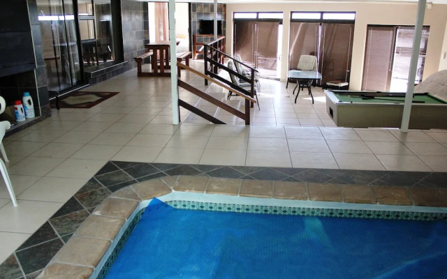 8 Vila Self Catering