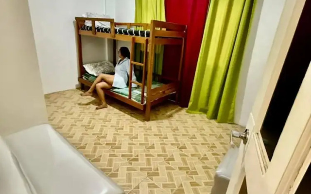 Axon Cozy Modern House #B Near The Walking Street