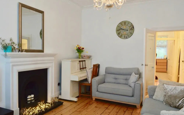 1 Bedroom Morningside Apartment