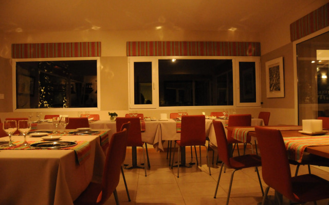 Los Robles Apart & Spa