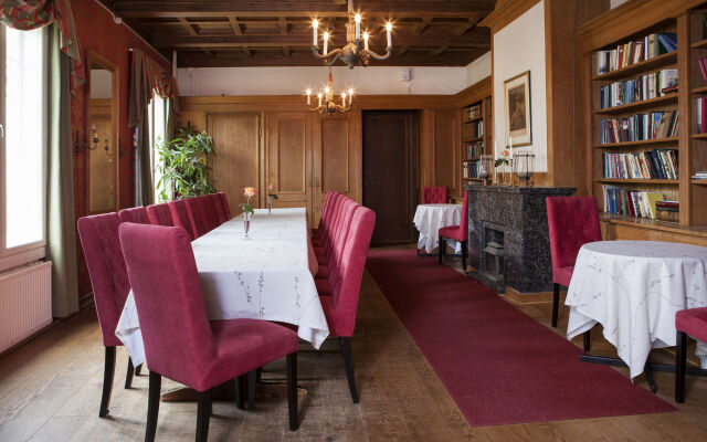 Backby Manor