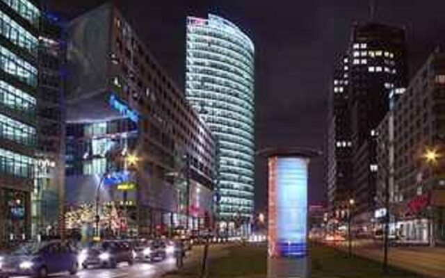 Europeapartments Checkpoint Charlie