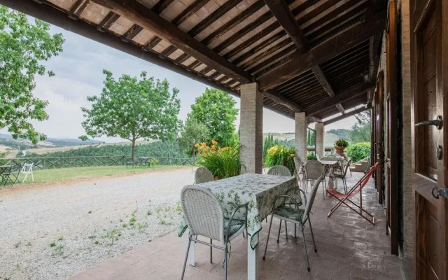 Apartment in Villa With Swimming Pool