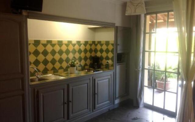 Residence Melody