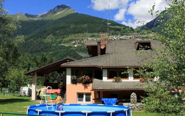 Chalet Presanella - Campsite