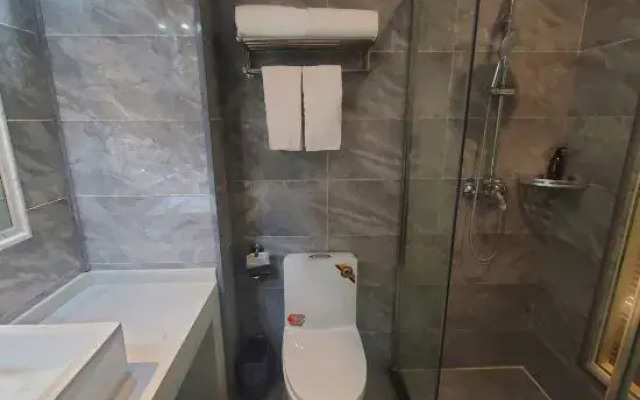 Yongqing Tianyi Hotel