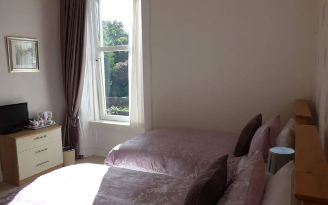 Douglas Park Guest House