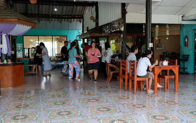 Koh Kood Far East Resort