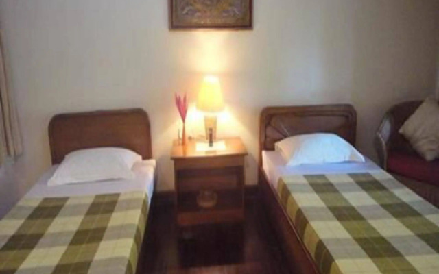 Golden Sunrise Hotel