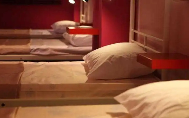 RedDoorz Hostel @ Clarke Quay