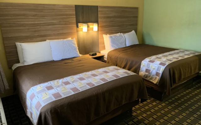 University Manor Inn