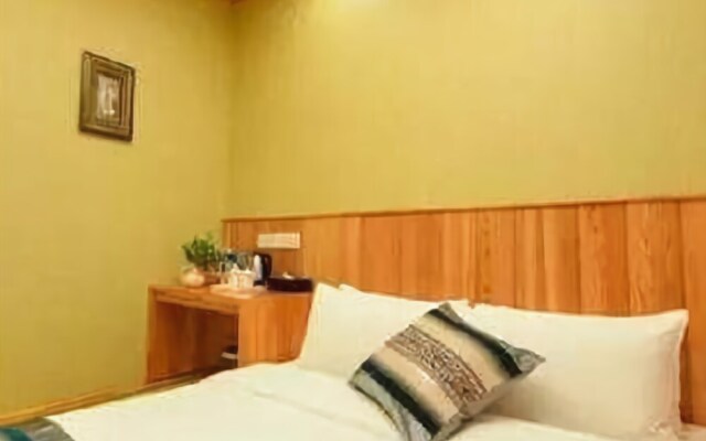 Riyueming Select Hotel