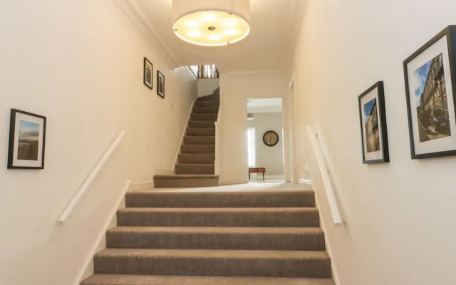 7a Belvoir Terrace