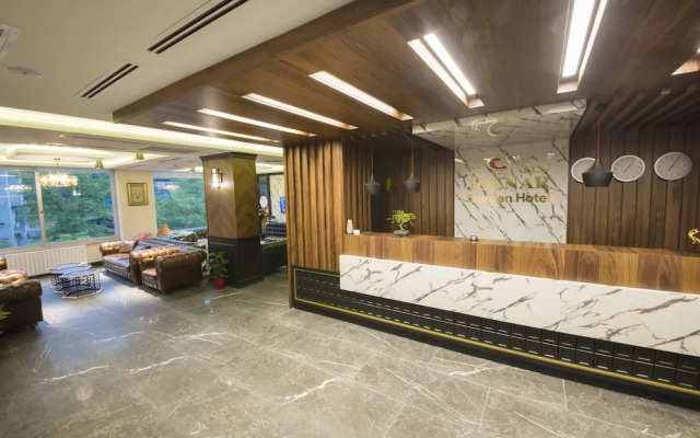 Jolnar Garden Hotel
