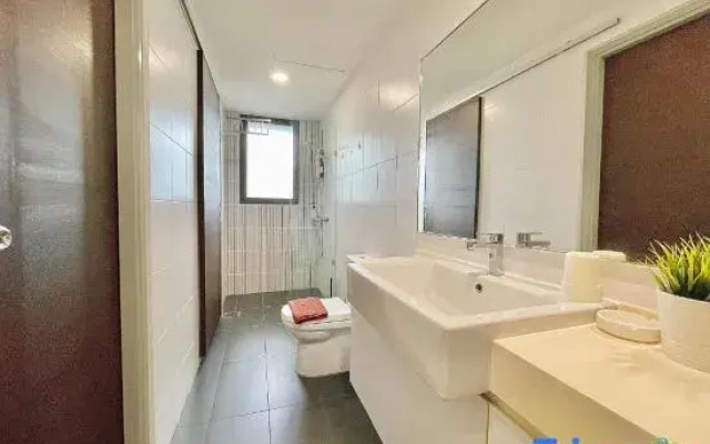 VSummer Loft Suites by RR JBcity